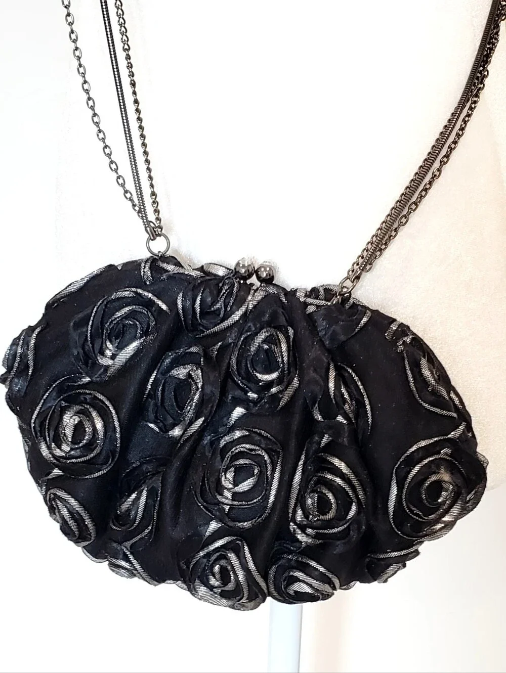 Betsy Johnson Black Mesh Metallic Rosettes Kiss Clasp Evening Convertible Bag